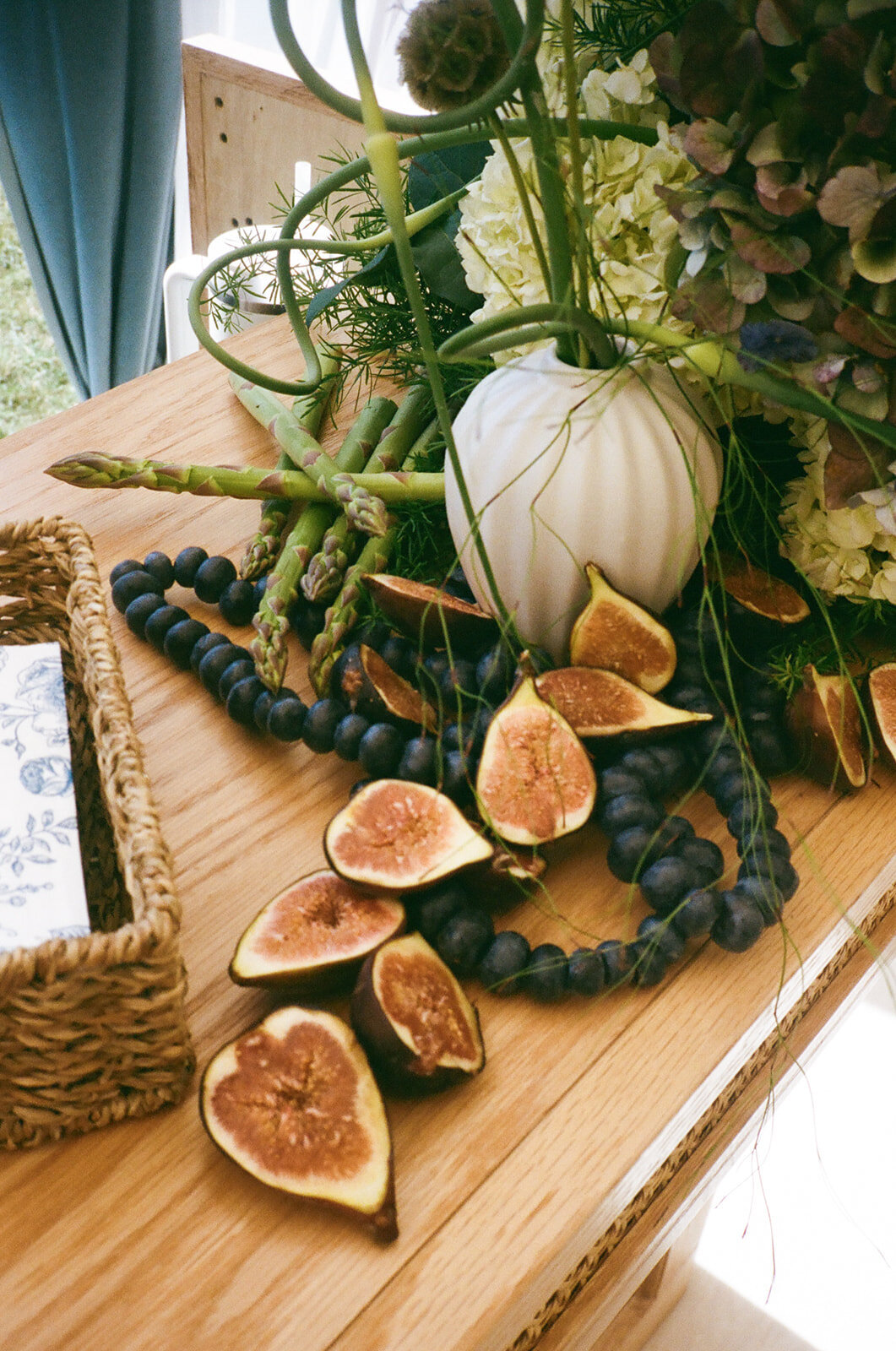 fruit-and-floral-wedding-inspiration-at-willow-hill-ct