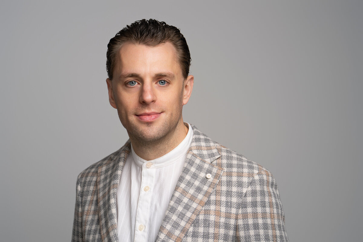 Professional headshot of Toronto doctor