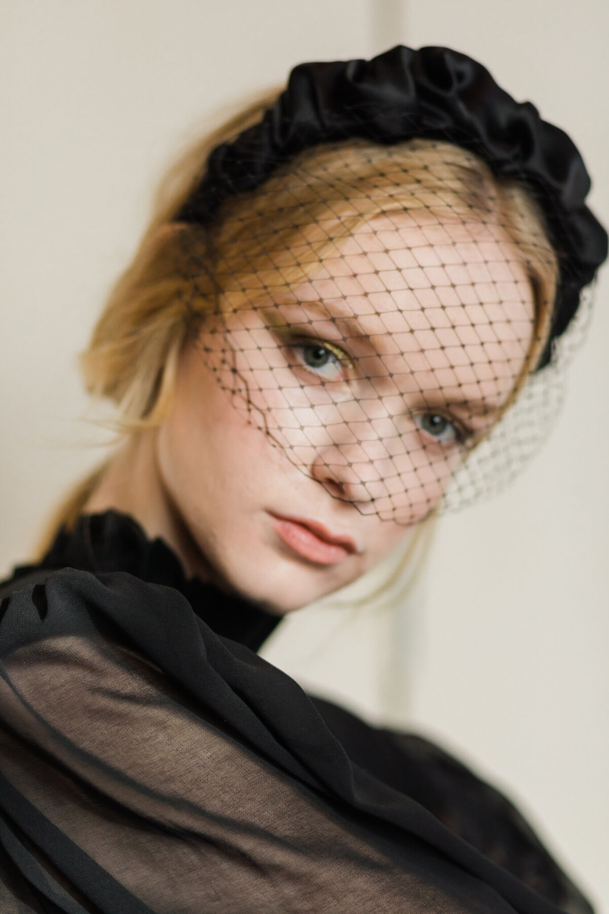 Black vintage-inspired fishnet hair piece by Blair Nadeau Bridal Adornments, romantic and modern wedding jewelry based in Brampton.  Featured on the Brontë Bride Vendor Guide.