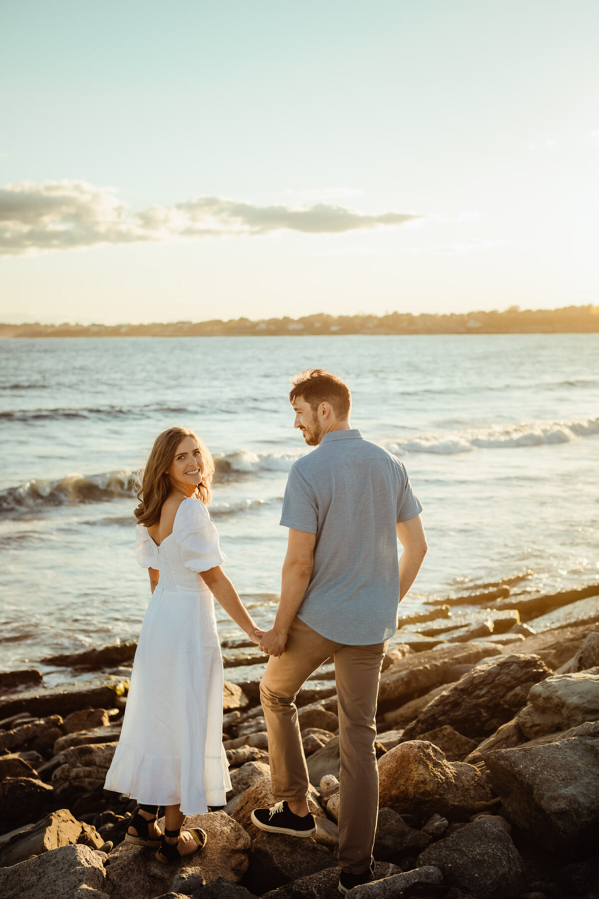 Nicole-Marcelle-Photography_036_epic-sachuest-engagement-session