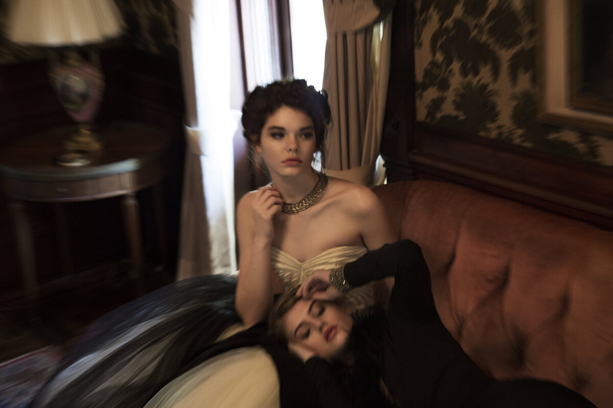 Editorial_Chateau_Bellevue_gowns_Edie_Styles