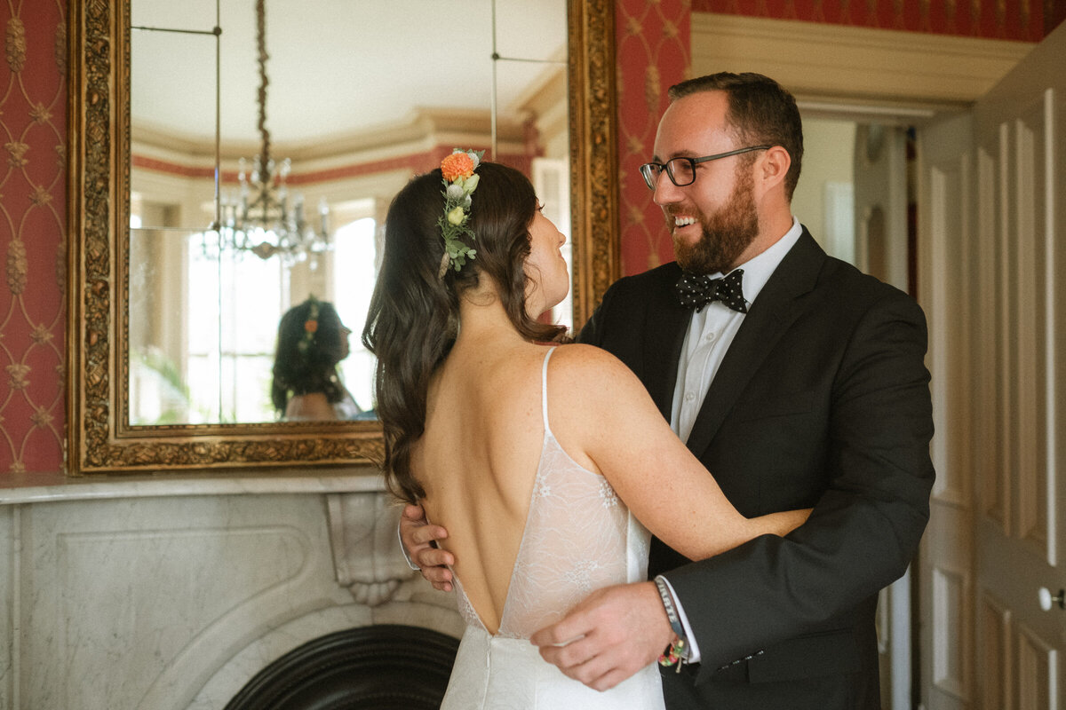 documentary photographer garden greenhouse wedding-29