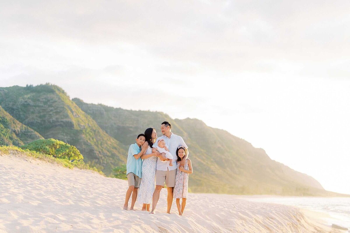 Mokuleia Beach Family Portrait Photographer Oahu Hawaii Tirtawijaya Family-131