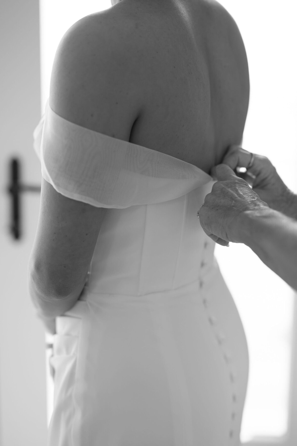 Bride Getting Ready by Lisa Blanche Photography