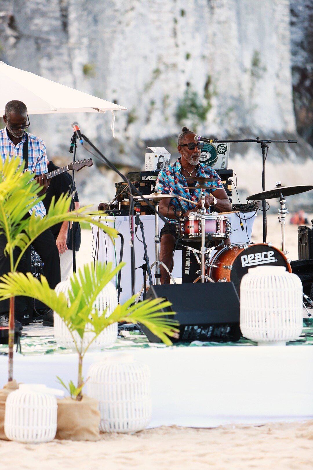 60th-Beach-Birthday-Party-Bermuda-Dasfete-22