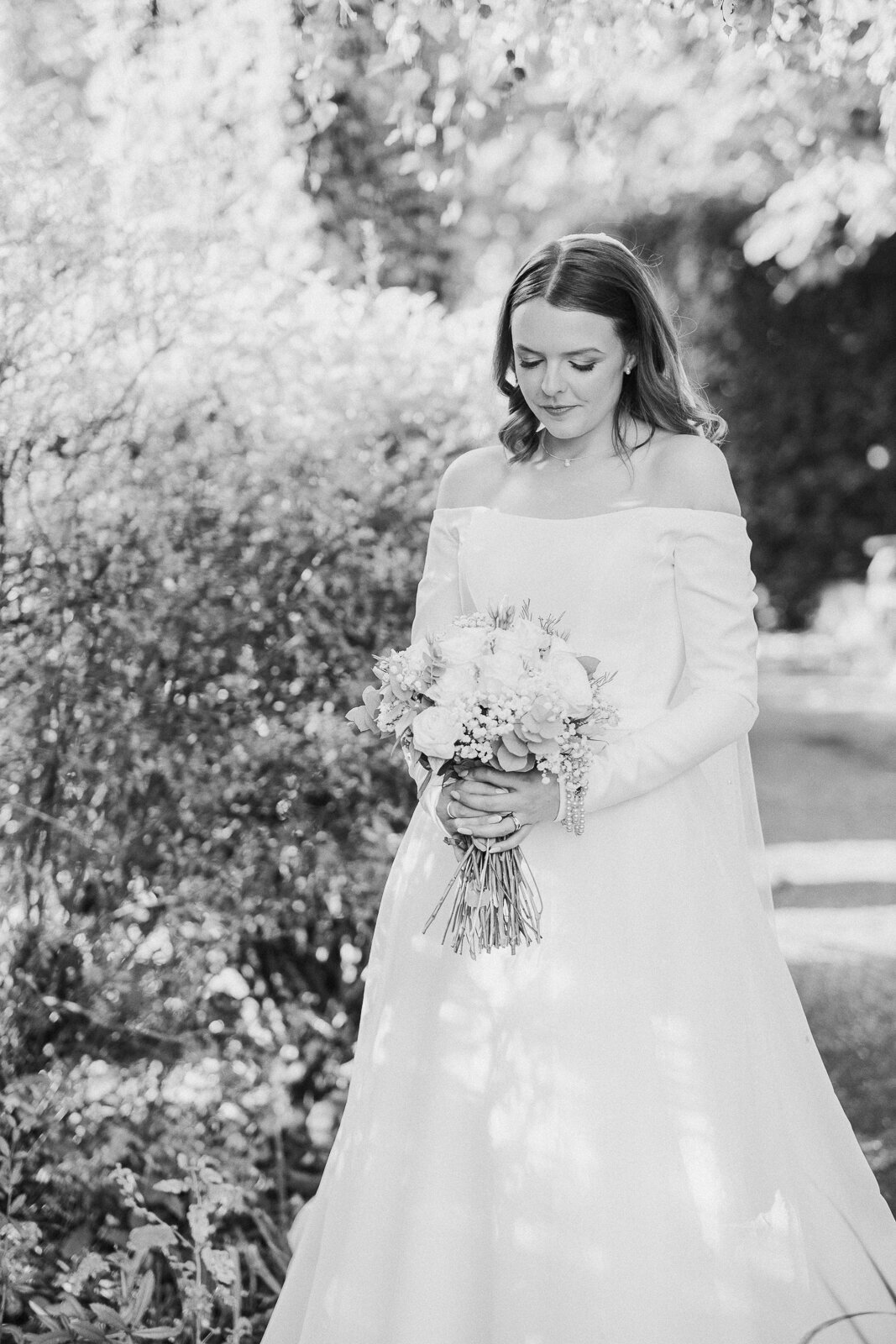 Elegant Wedding at Morley Hayes Golf Club - Derbyshire Wedding Photography-166