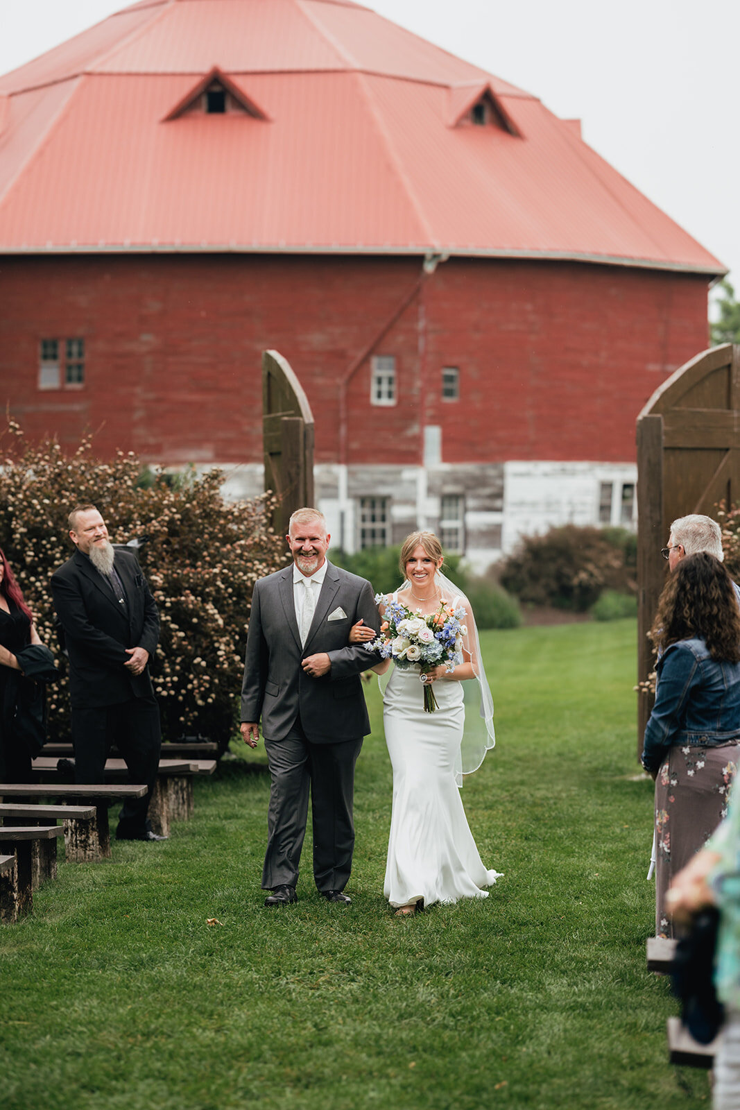 TheHerolds_TheCeremony_1750
