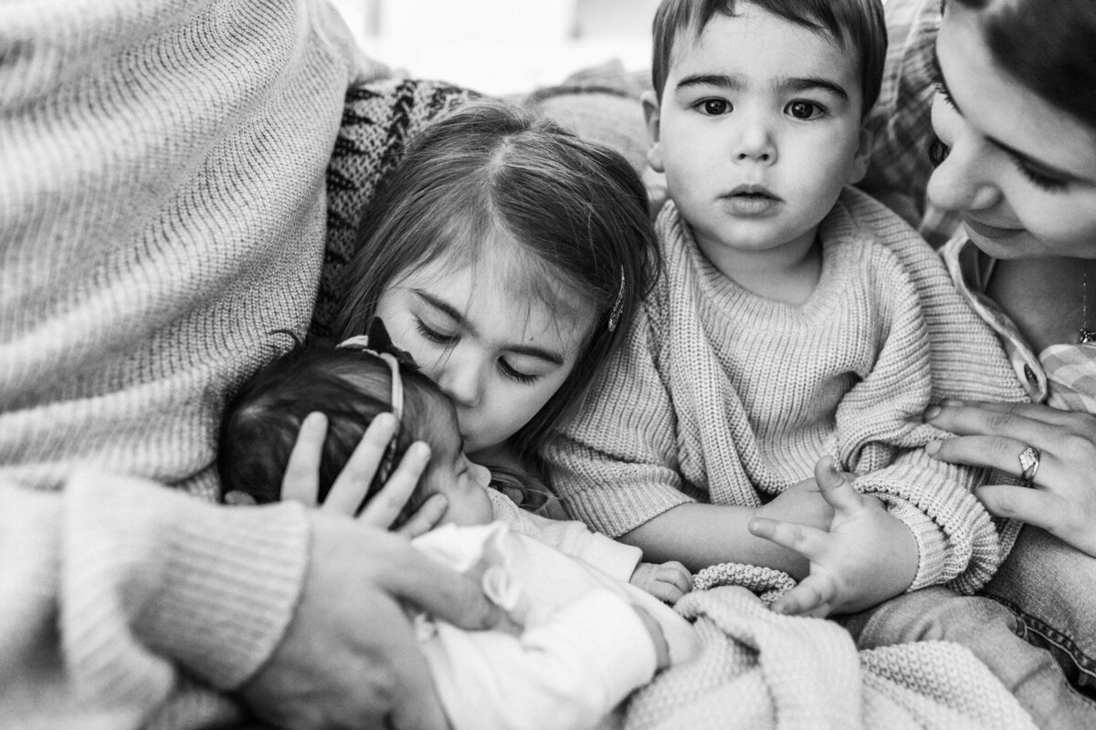 Kids-With-Baby-Sister-In-Home-Newborn-Photography-Megan Browne-Melbourne-Newborn-Photographer (7)