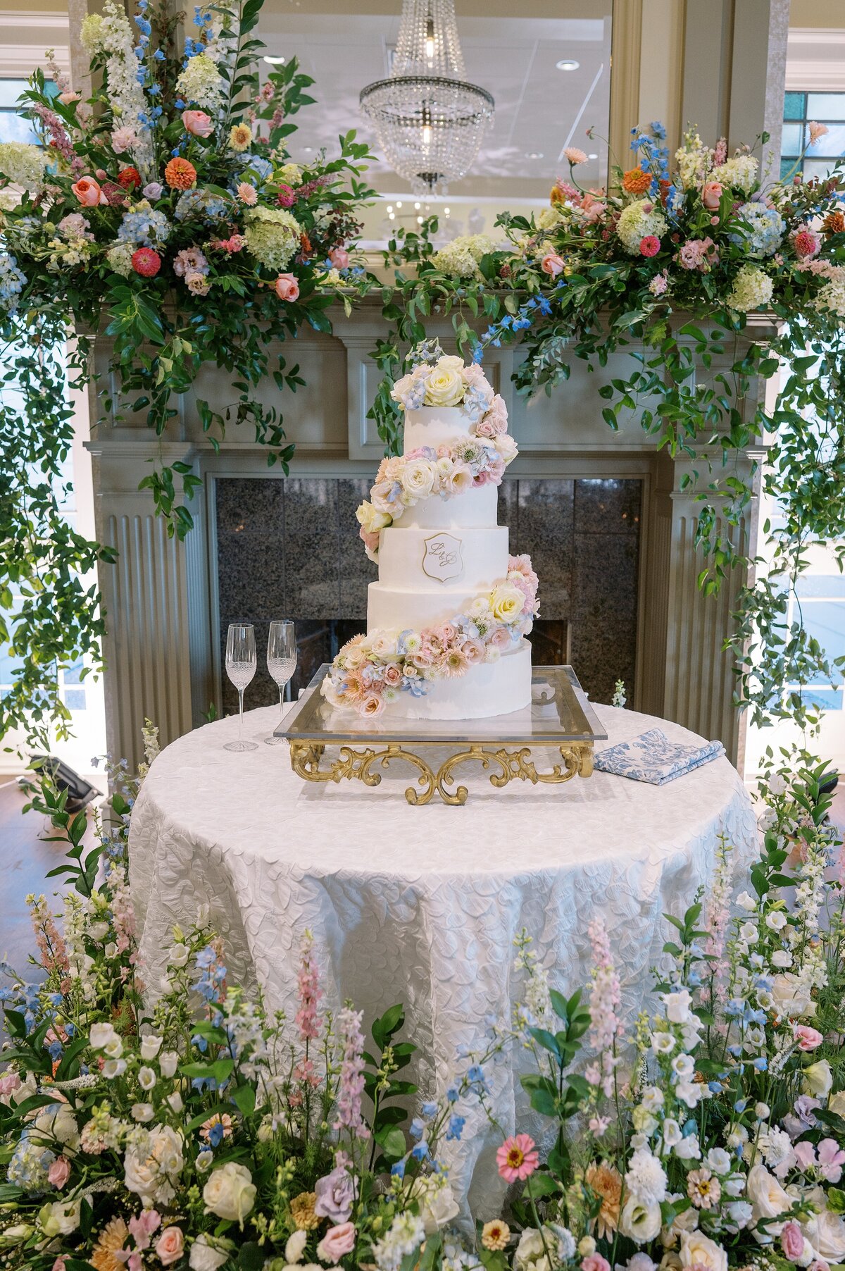 Lauren + John - Burrit on the Mountain Wedding - Details-107