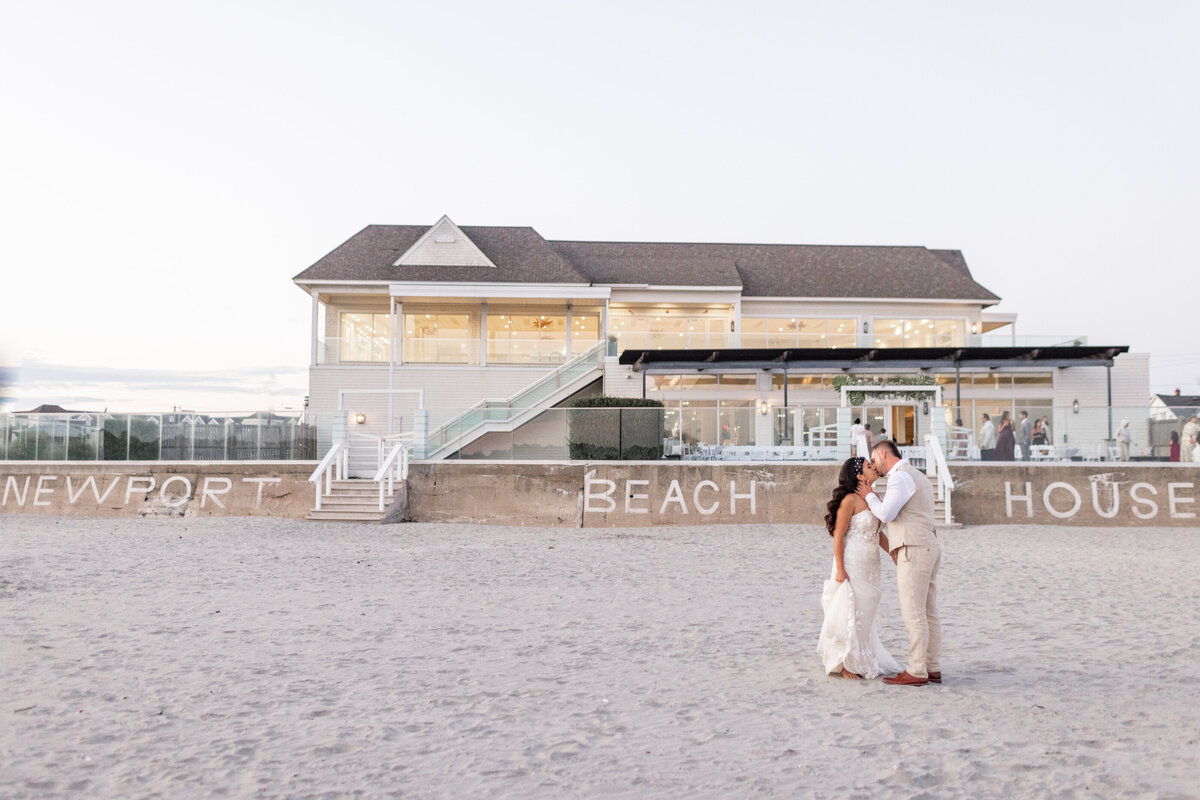 Newport Beach House Wedding_Charity Hope Photography-11