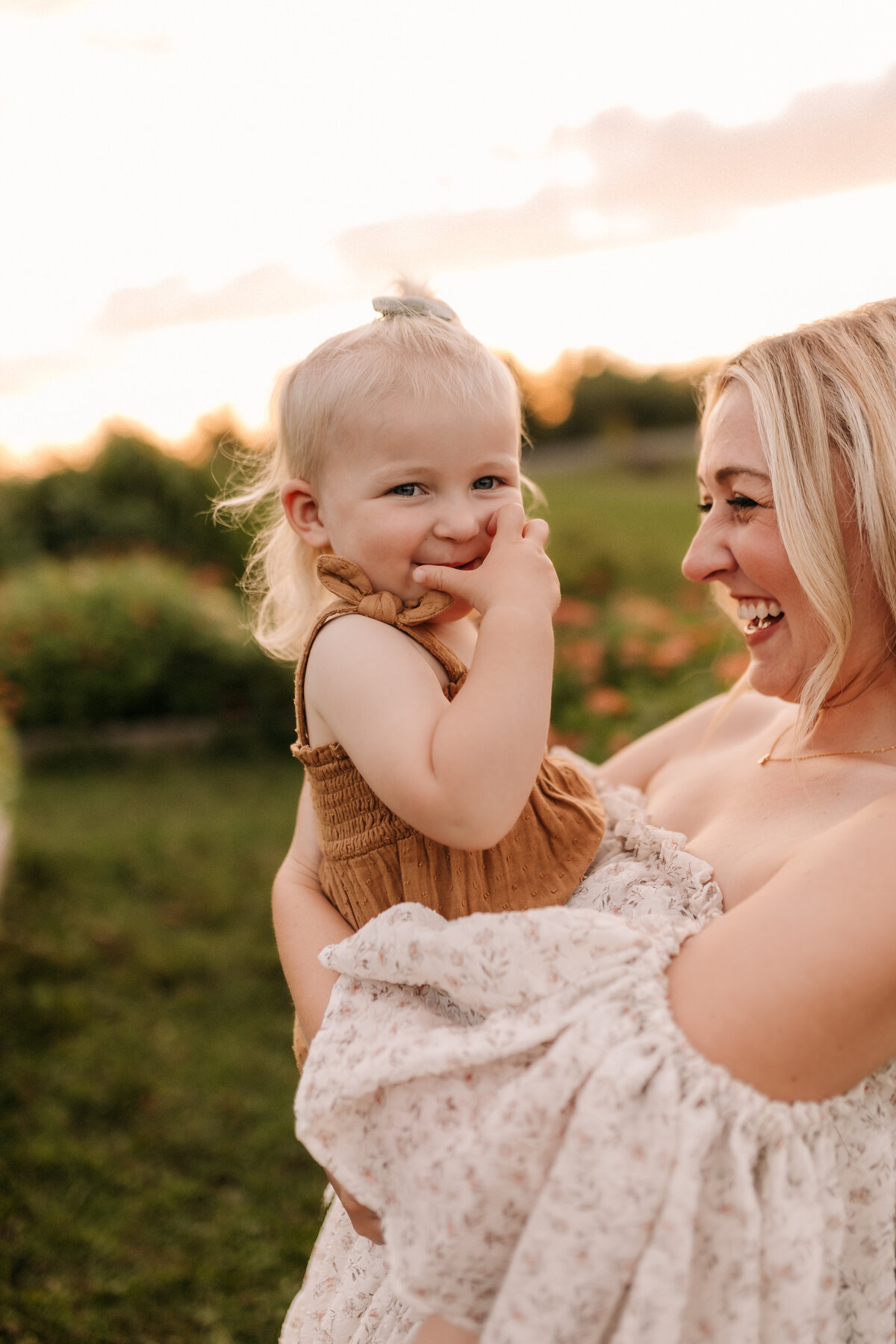 Best Bloomsburg Motherhood Photographer