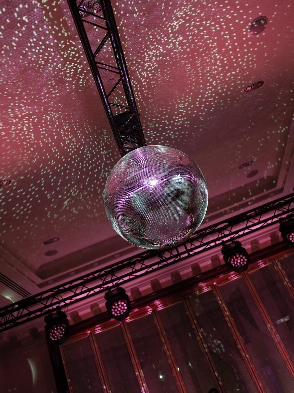 Jennifer Fox Weddings American wedding planning & design agency in Paris, crafting luxury weddings at The Peninsula Paris, a luxury hotel in Paris Jenny Quicksall Photography_A+S Wedding-132