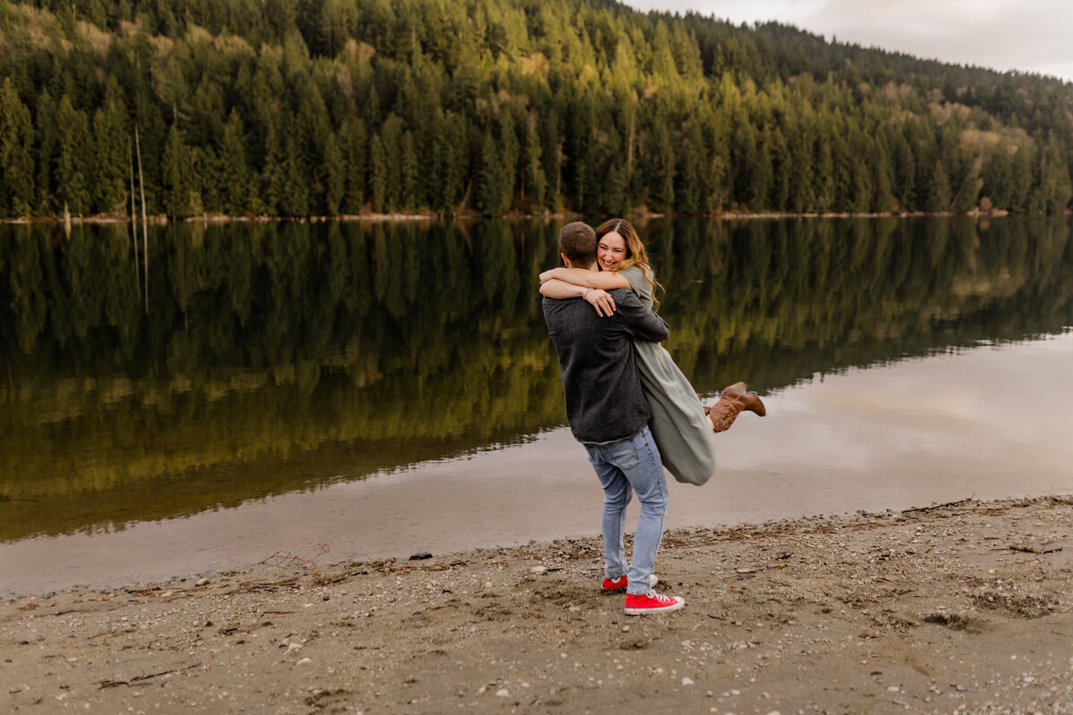 Hayward Lake engagement session-4