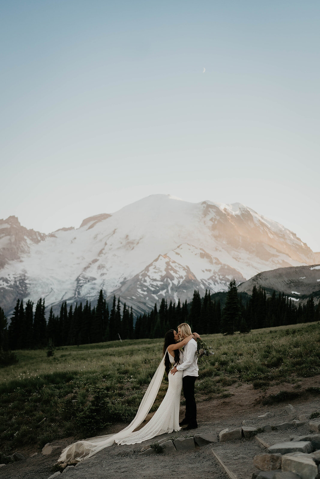 sunrise-mt-rainer-elopement-51