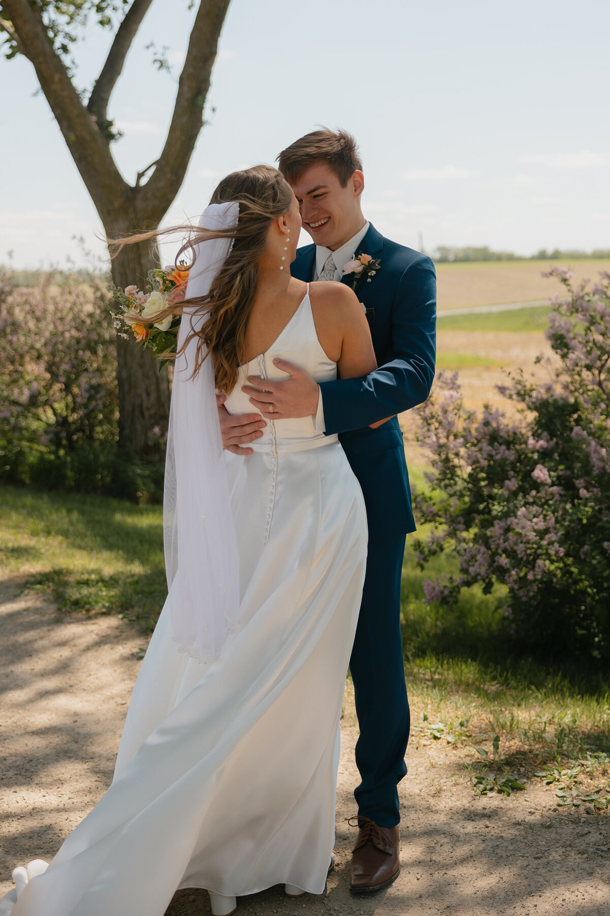 Sydney and Brant's Rustic Midwest Wedding Photography-153