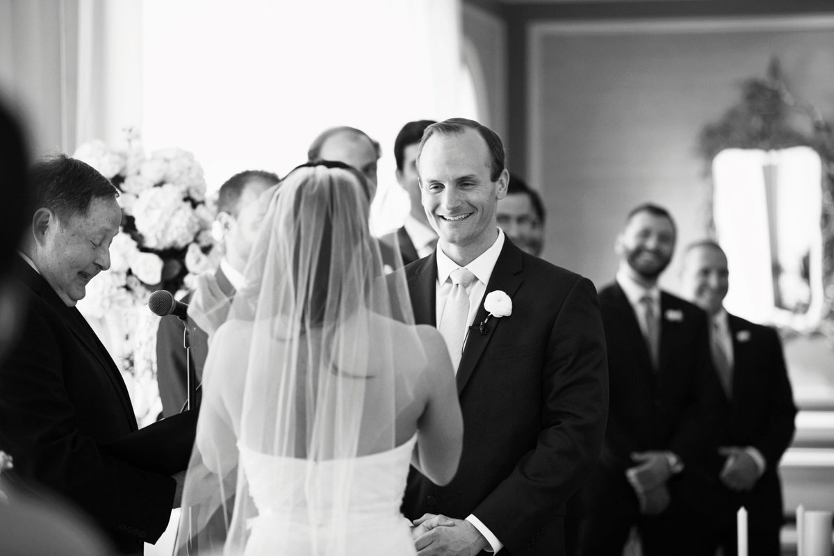 L_Photographie_wedding_wedding_ceremony_and_reception_same_venue_old_warson_country_club_wedding_photographers_st_18