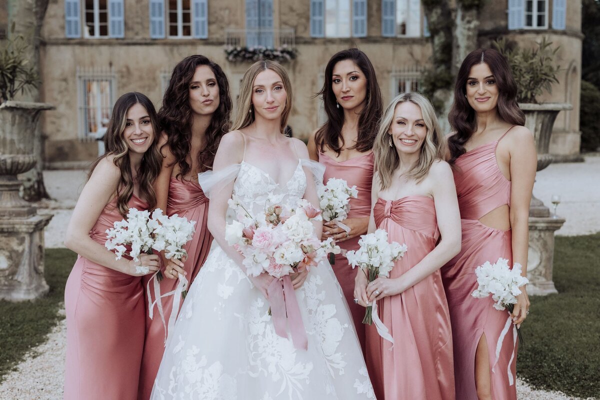 Bride-bridesmaids-chateau-wedding-France