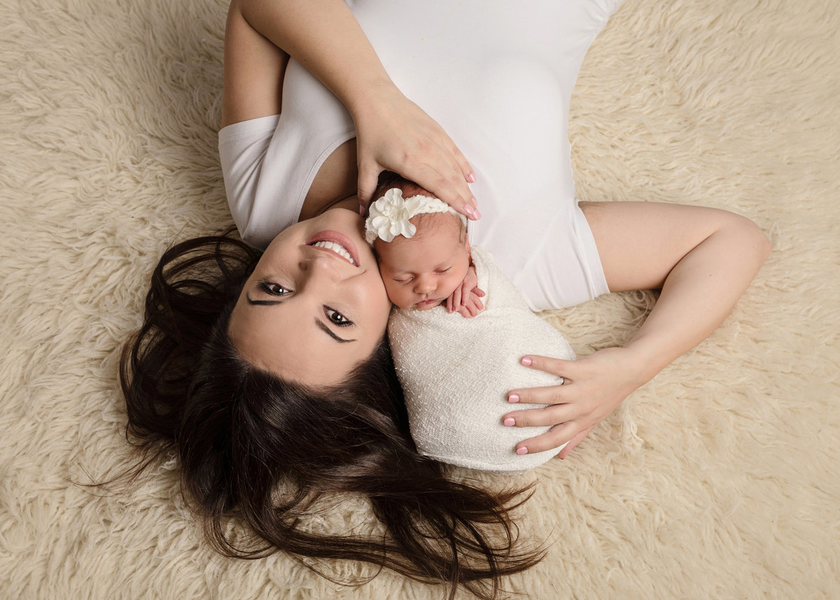Annya Miller - Durham Region Newborn, Maternity, Baby & Photography