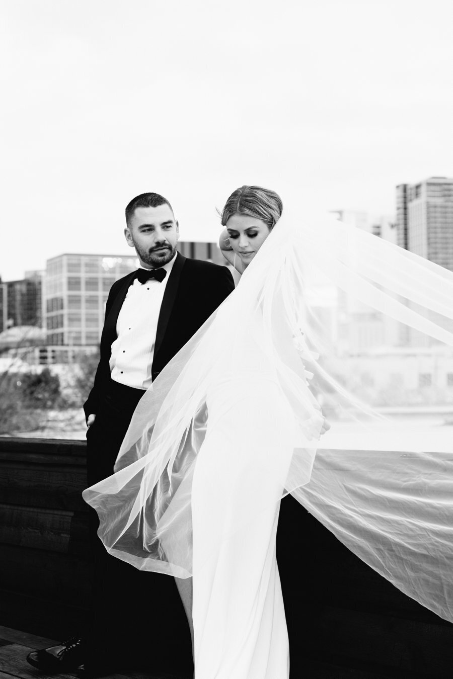 dec-on-dragon-2533-2_dallas-wedding-photographer-fort-worth-wedding-photographer
