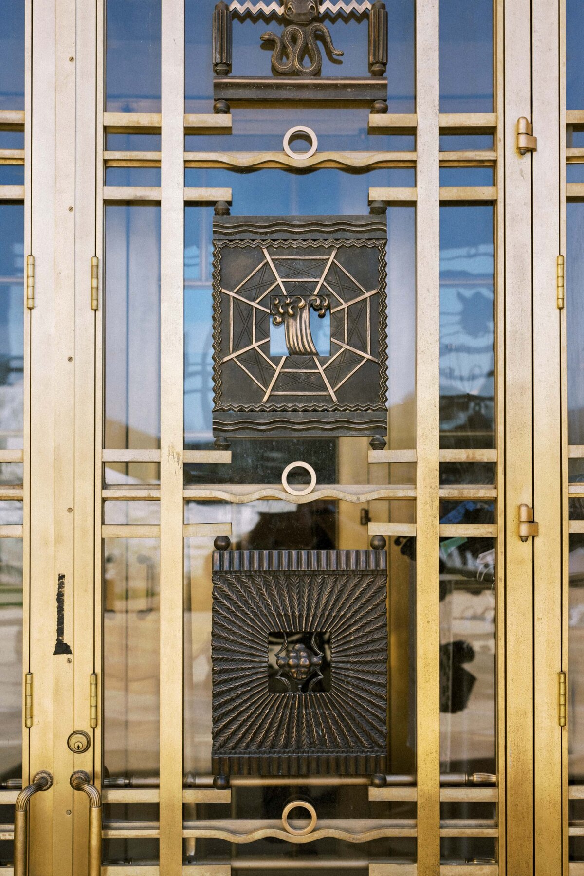hall-of-state-dallas-door-design