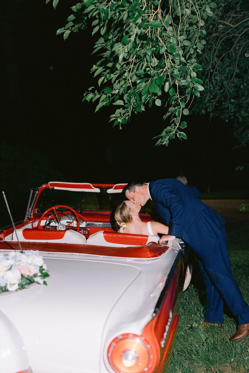 NikkiSanterre_EastCoastPrivateEstateWeddingPhotographer_Caroline&Ben-195