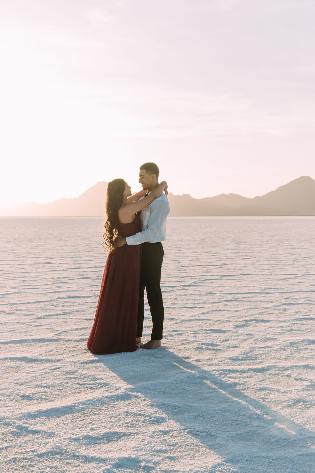 Joyce Li Photography Destination Wedding Elopement Engagement Lifestyle Portrait Photographer West Coast Seattle Washington California saltflatsengagement-5