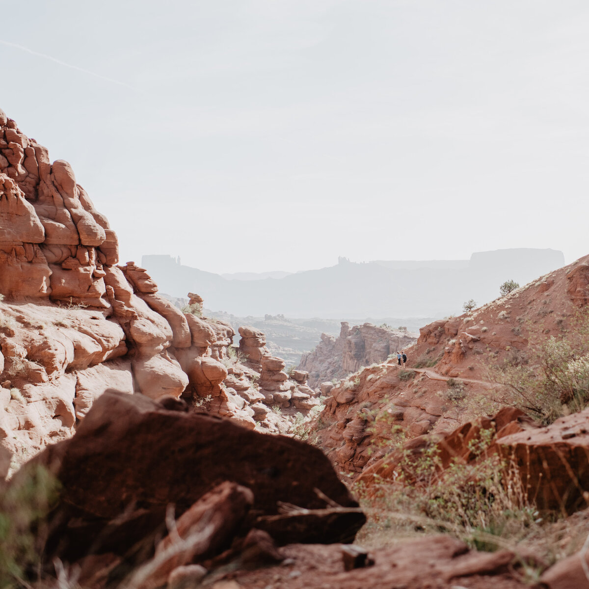 Utah Elopement Photographer captures red rock in Moab
