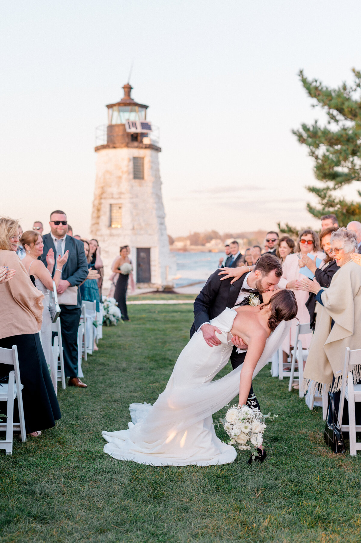 Newport-Harbor-Island-Resort-Wedding53