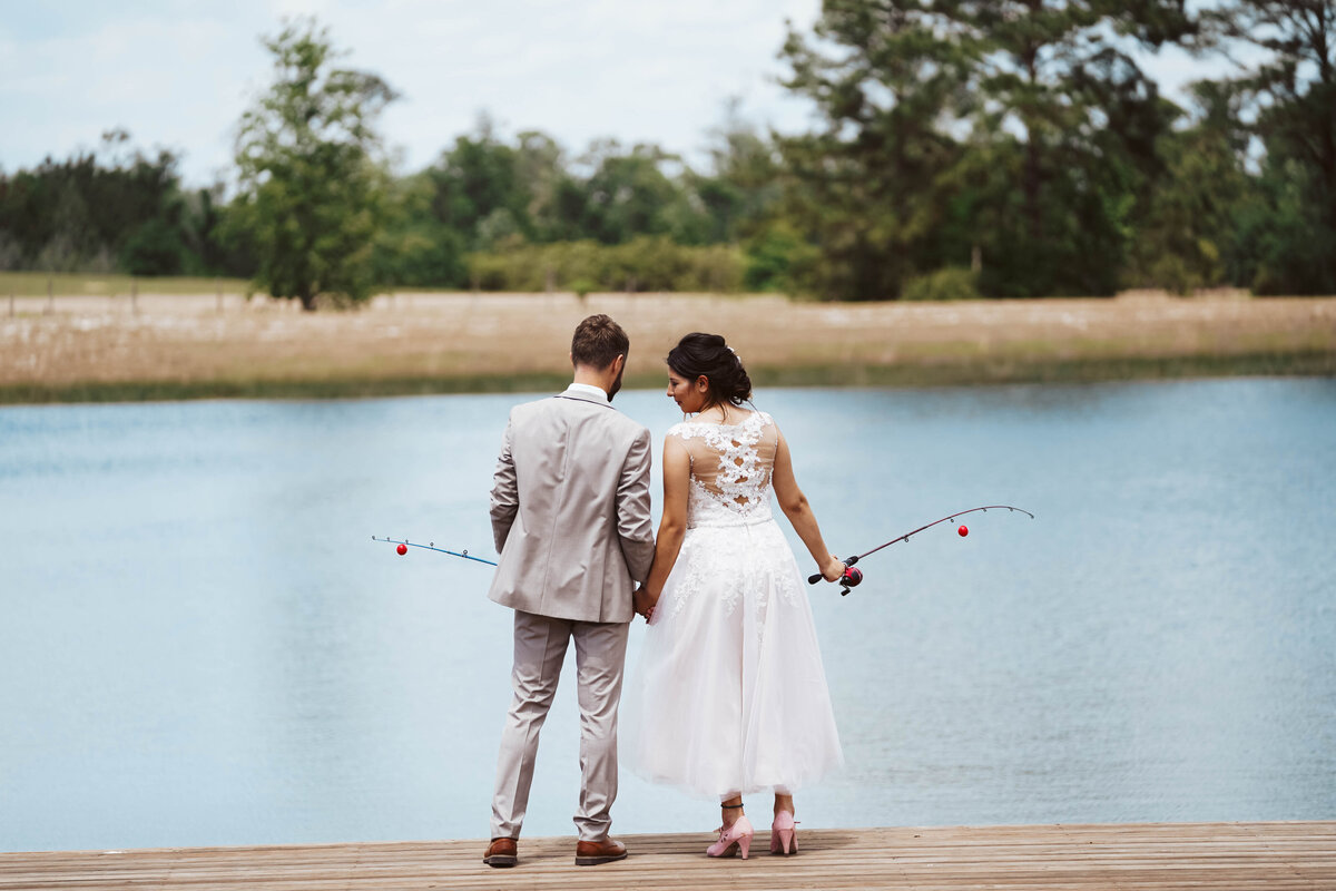 pink-fox-photography-bride-groom-fishing-florida-wedding