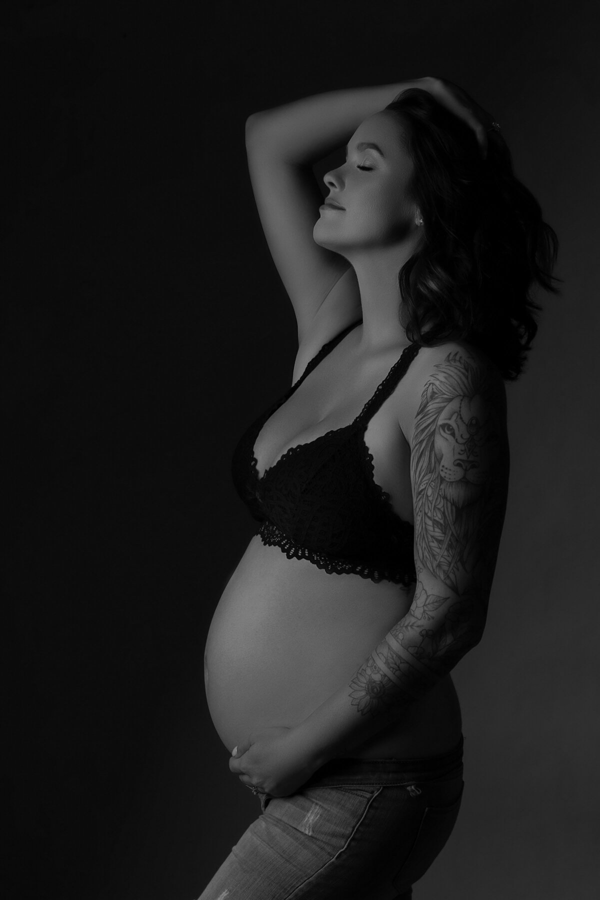 In BW Raleigh NC Maternity Portrait Photographer 2