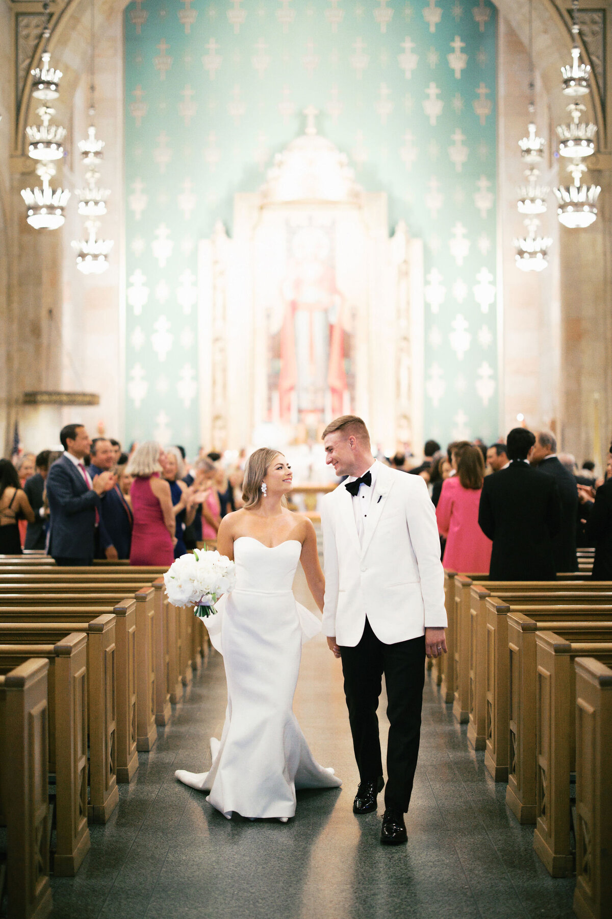 christ-the-king-catholic-church-wedding-ceremony-dallas-texas