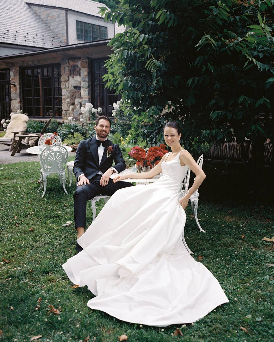 troutbeck-51-bride-and-groom-walking-hand-in-hand-at-troutbeck-wedding-jenny-fu-studio