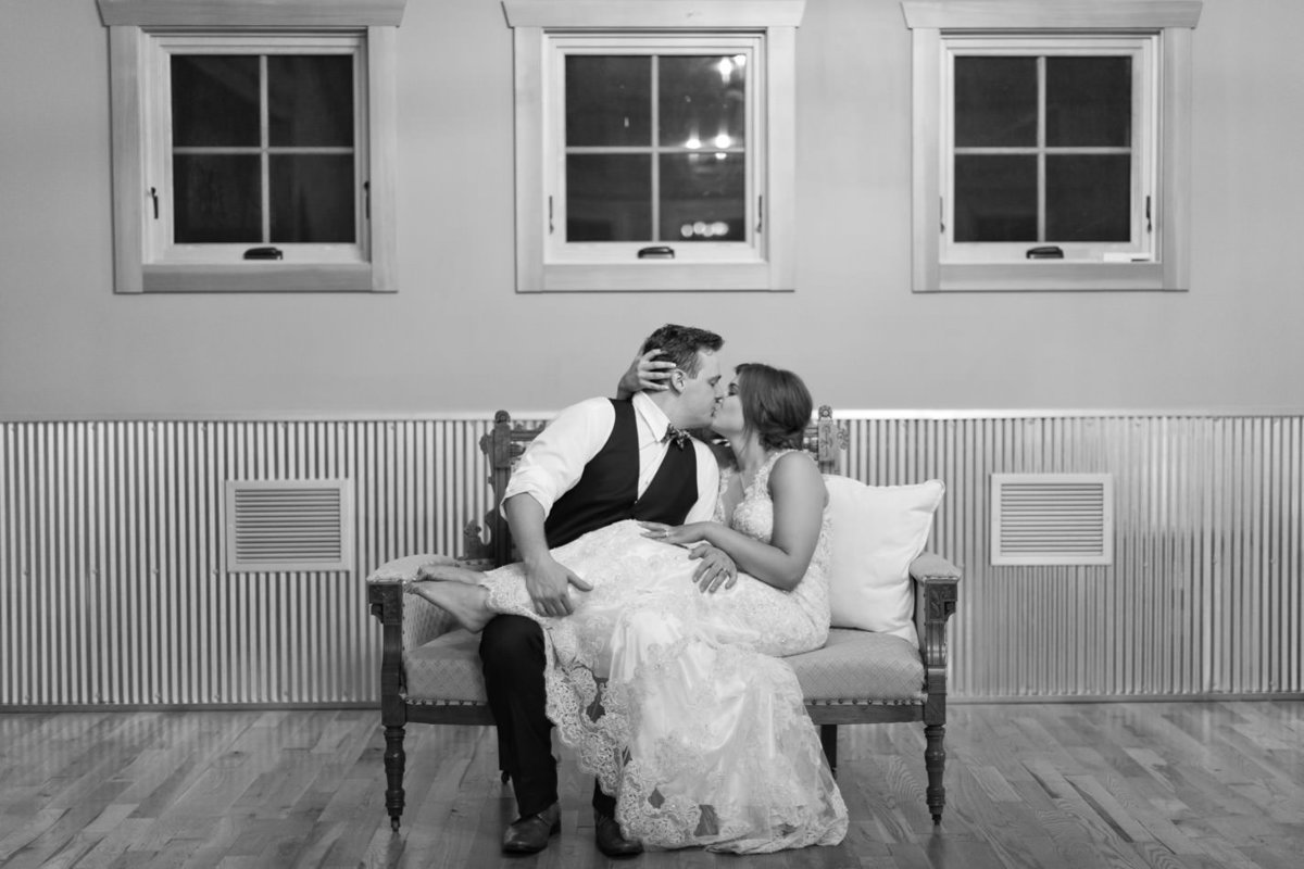 Minneapolis Wedding Photographer - Abby & Aaron (153)