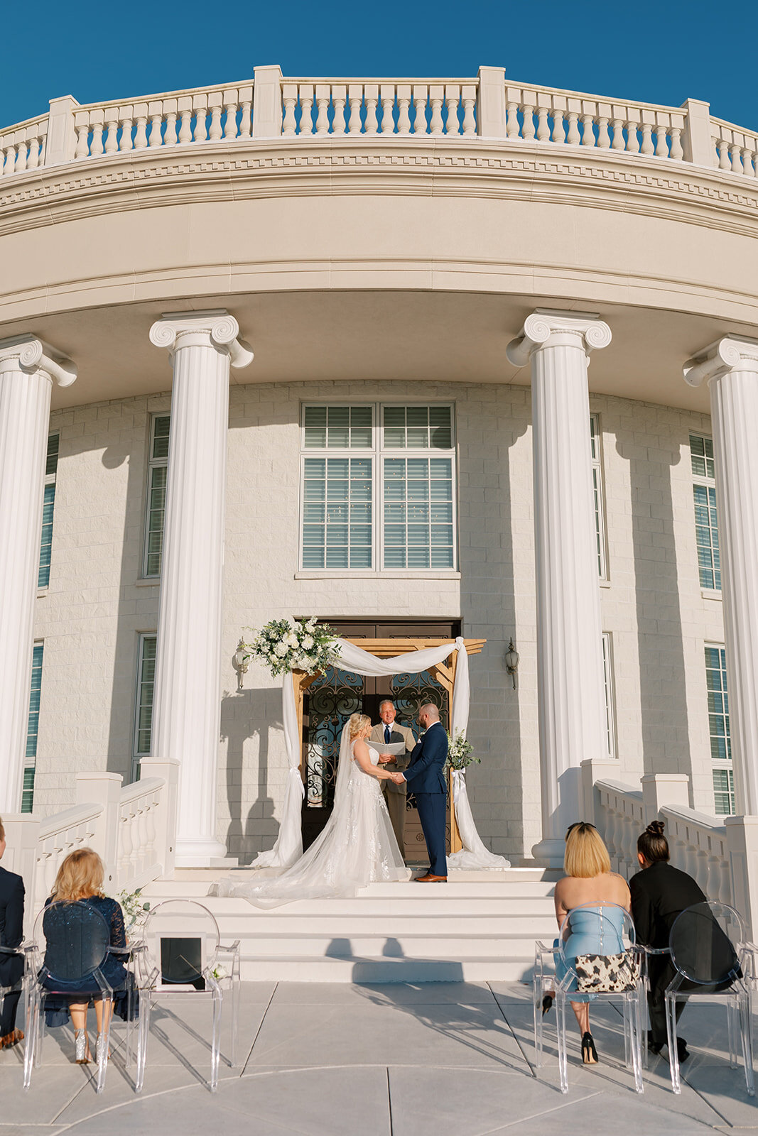 miranda-rose-photo-whitehurst-gallery-elopement-chantilly-chic-celebrations-4