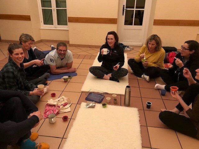 cours de yoga fin intérieur