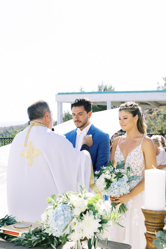 Villa wedding in Rhodes Greece with chandelier installations  (34)