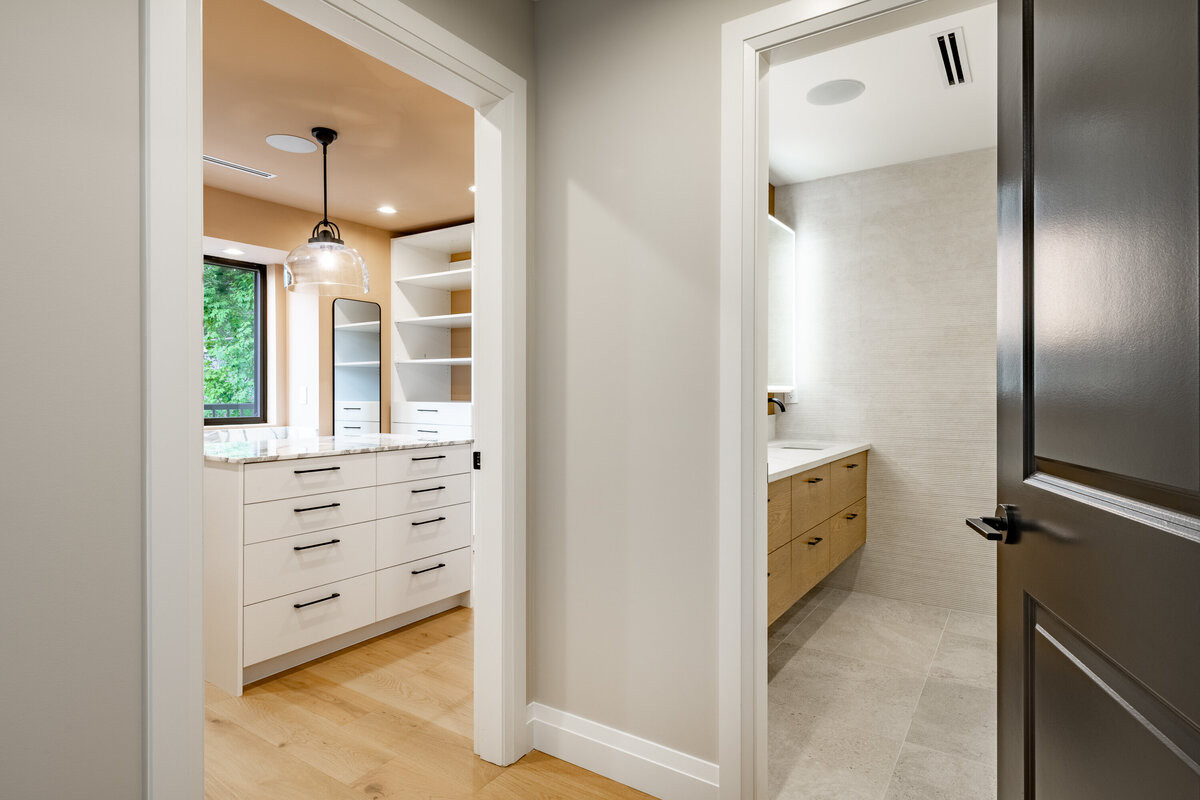 112 E 19th Ave-47