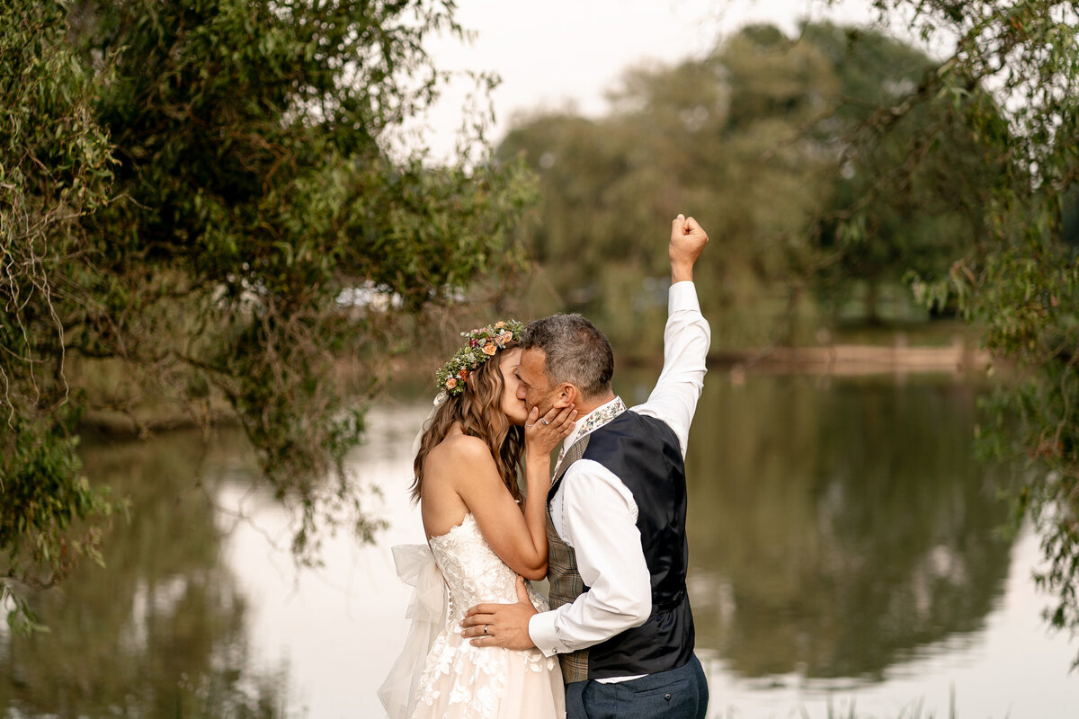 northlands-farm-wedding-photographer-laura-matt-51