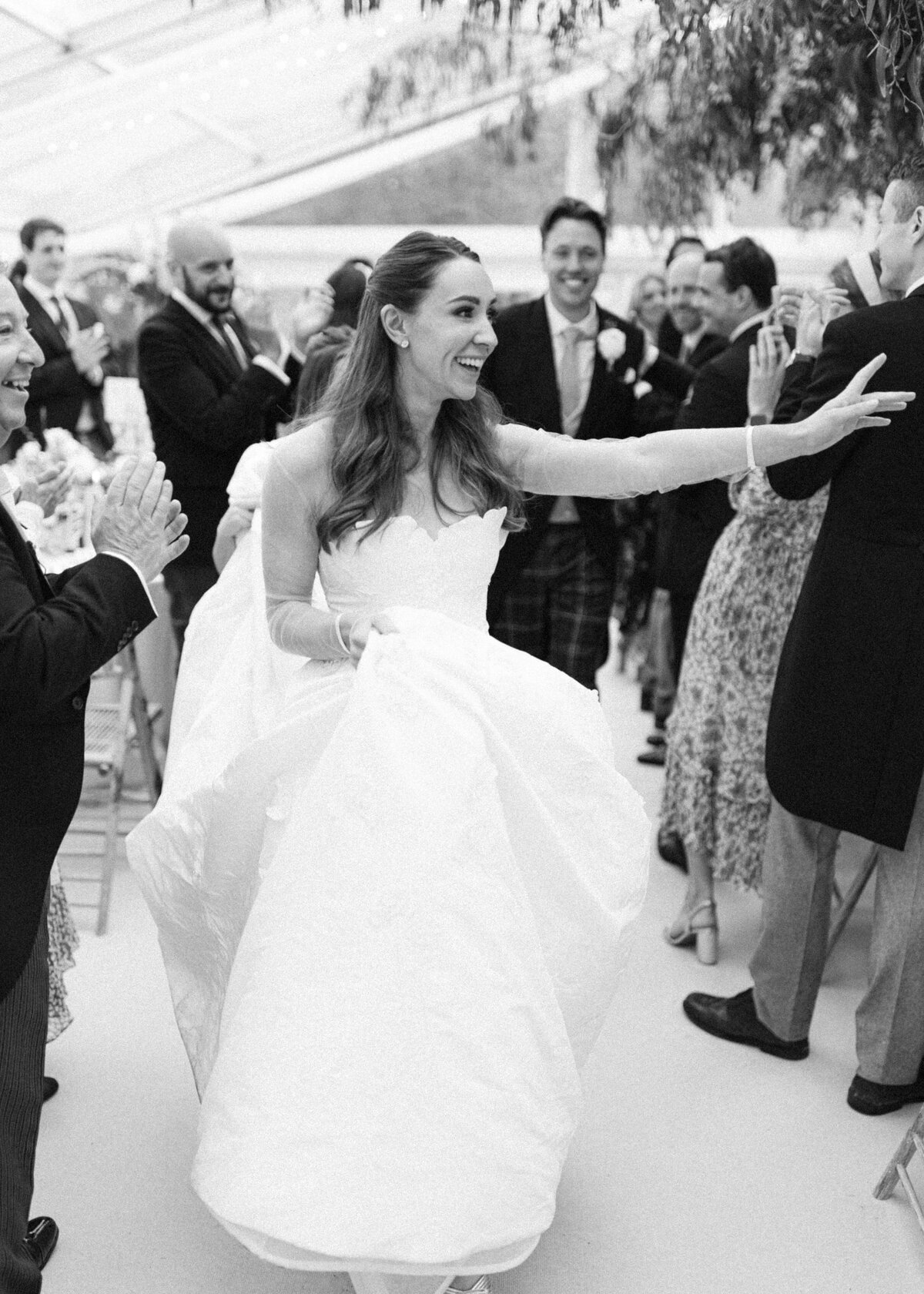 Corrie-Wilf-Wedding-Yester-Estate-Chloe-Winstanley-Photography-595