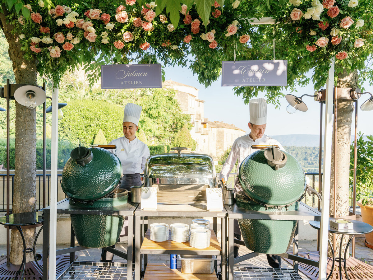 Cockail_Hour_Food_Gordes