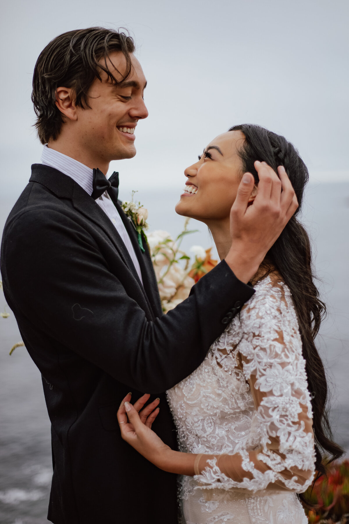 07312021_Chris+KaylaElopement_BodegaBayCA_AnjaJensenPhotography_32