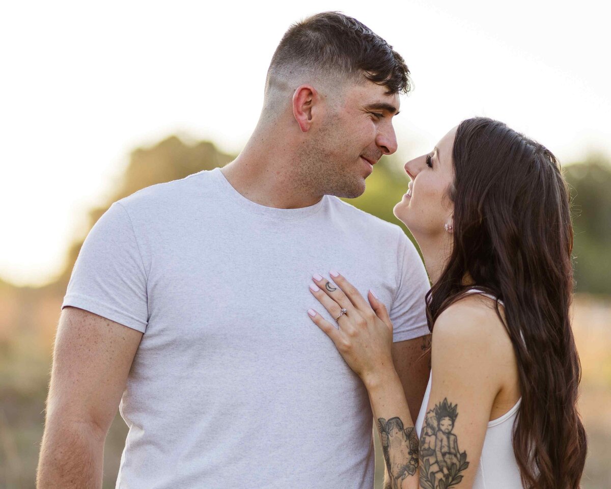 20-couple-engagement-photo