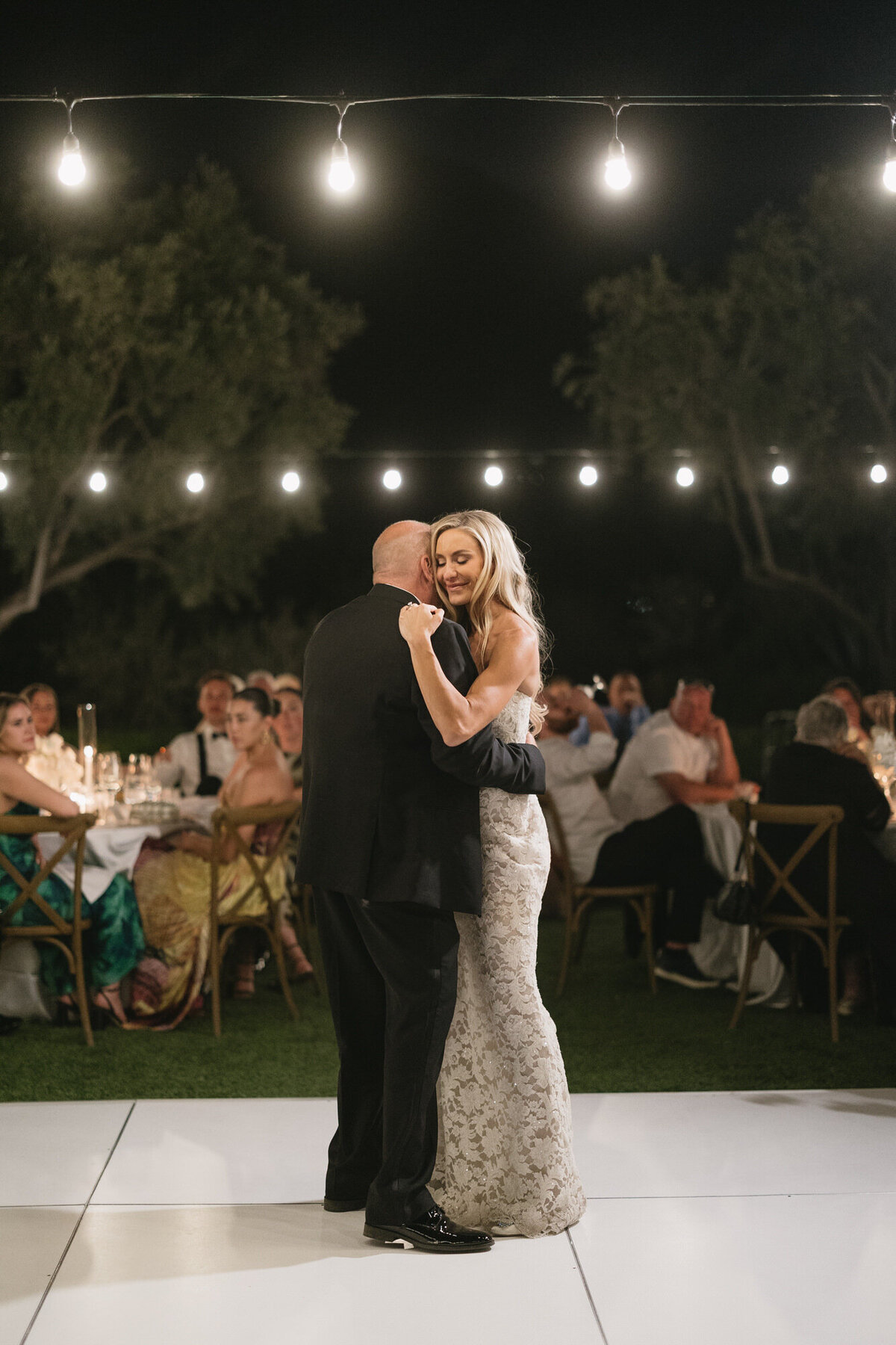 Bride and her dad sharing a dance during wedding reception at El Chorro wedding venue