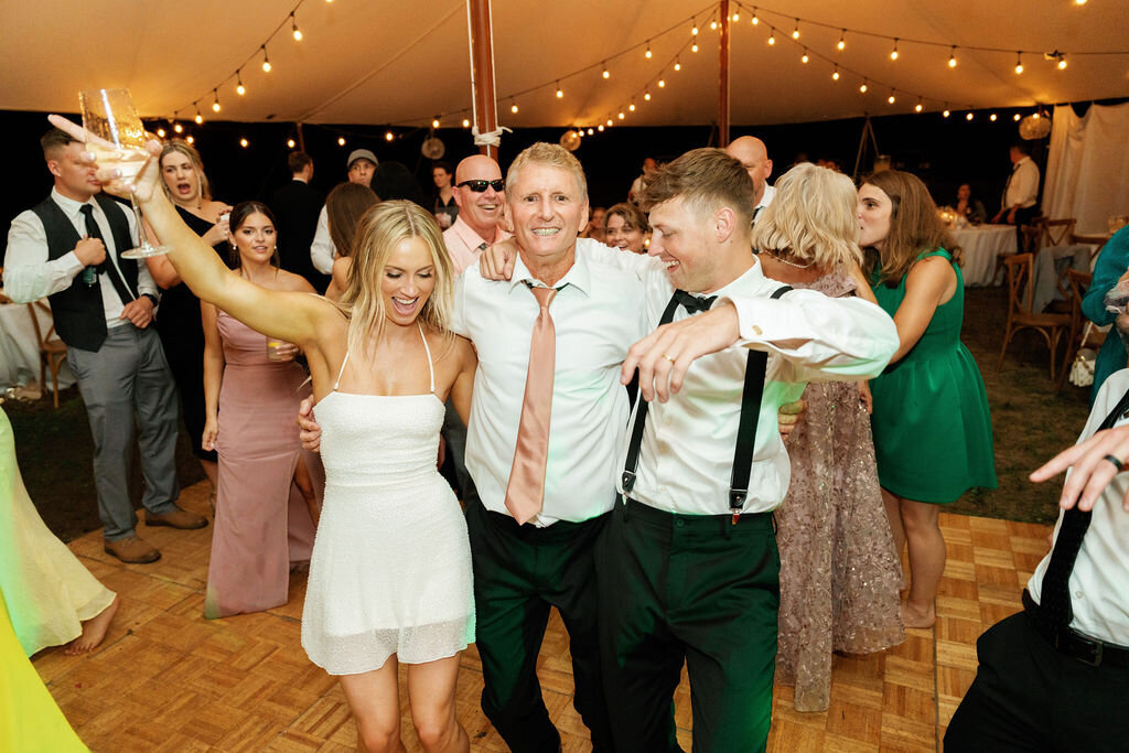 Hannah&Andrew_GallisonHallWedding_SneakPeek-161