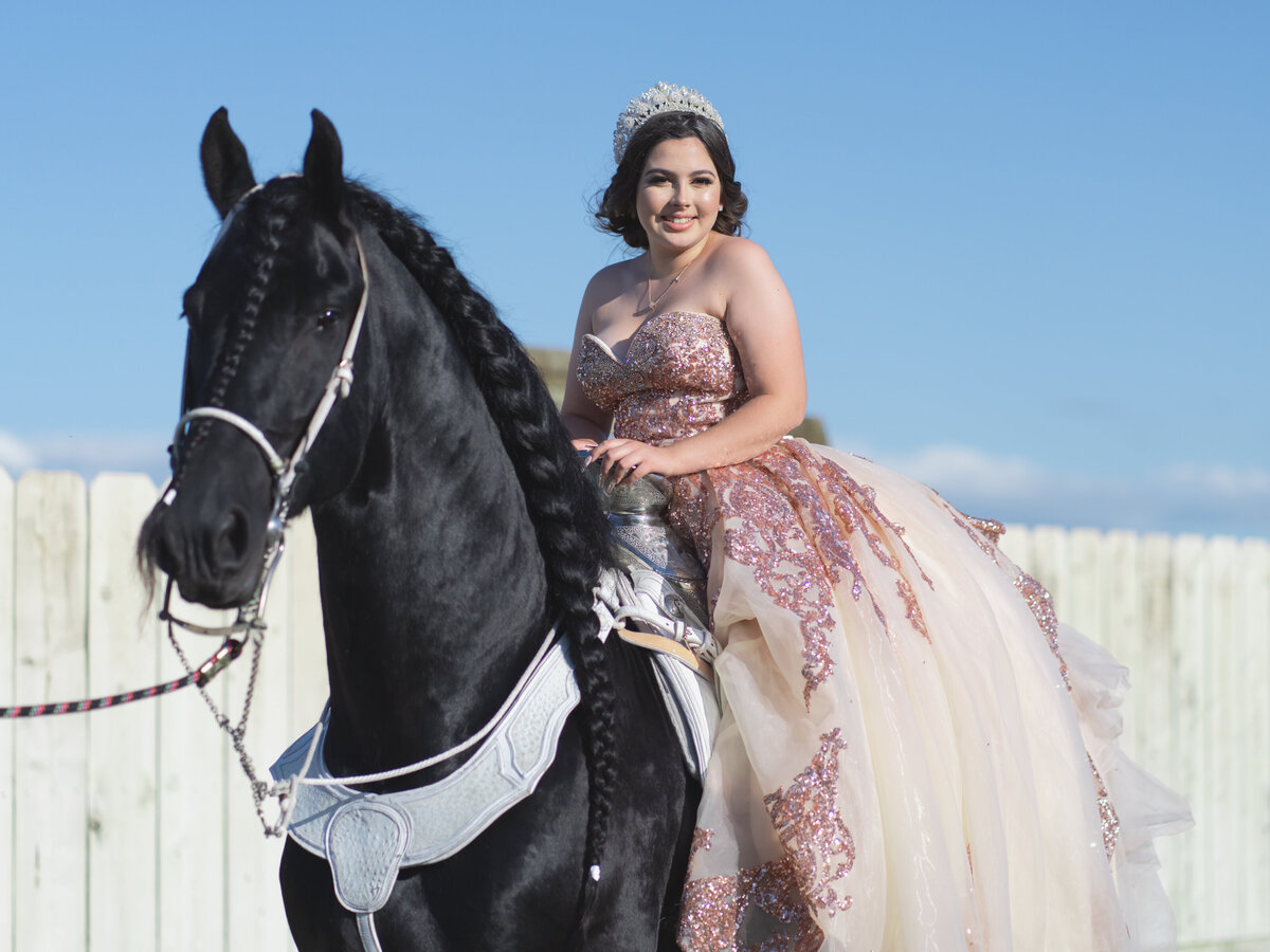 Quinceanera portrait with a horse. Photo by 4Karma Studio
