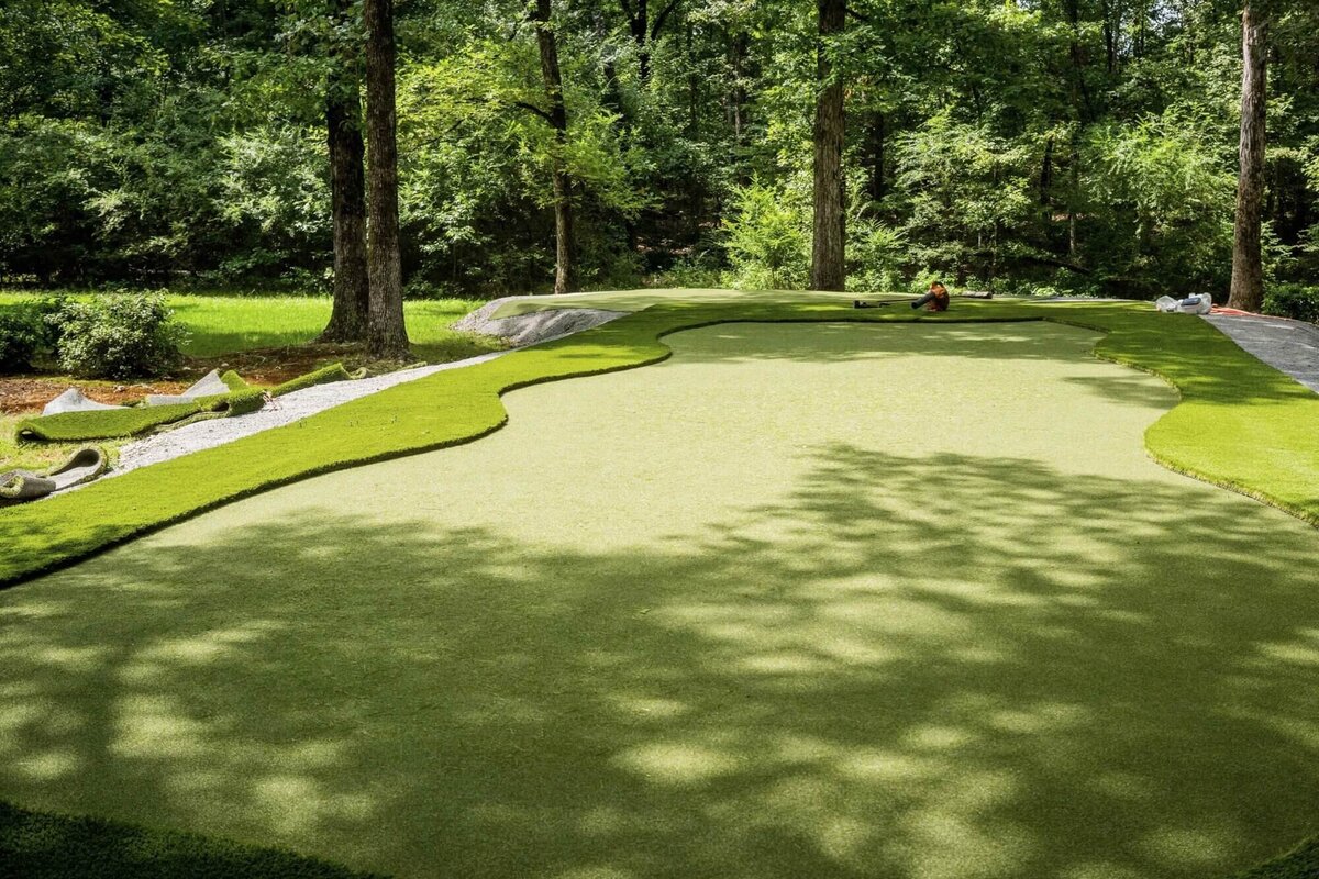 artificial-turf-installation-putting-green-little-rock (1)