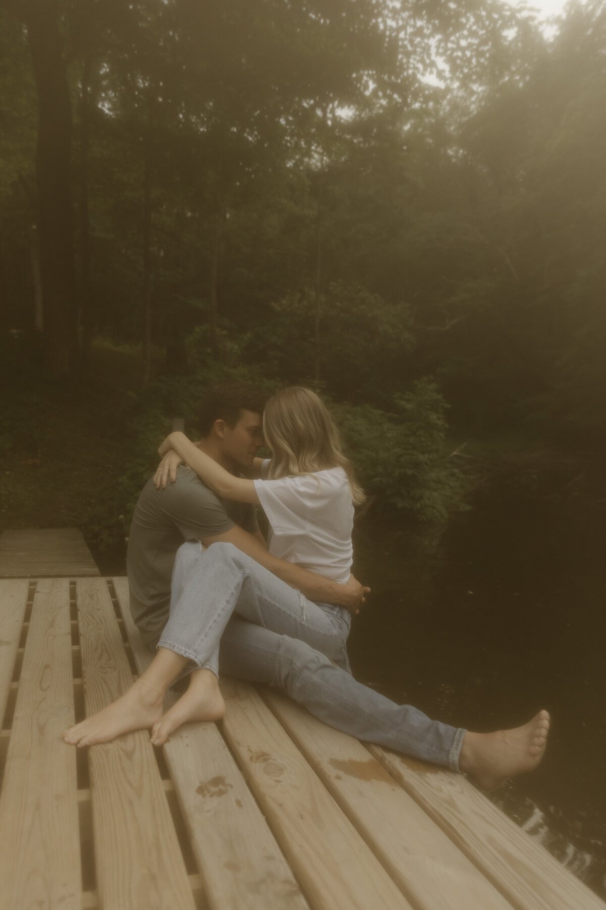 private-pond-couples-session-12