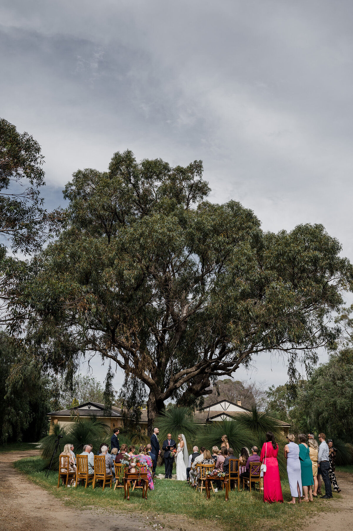 ehlanna-jake-backyard-falcon-wedding-freedom-garvey-photographer-018