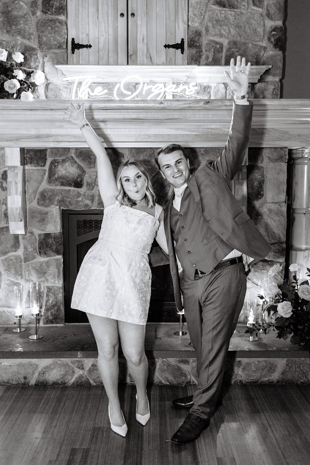 Vibrant_Palm_Springs_Inspired_Red_Barn_at_Outlook_Farm_Summer_Photography_Maine_Wedding_Photographer_0099