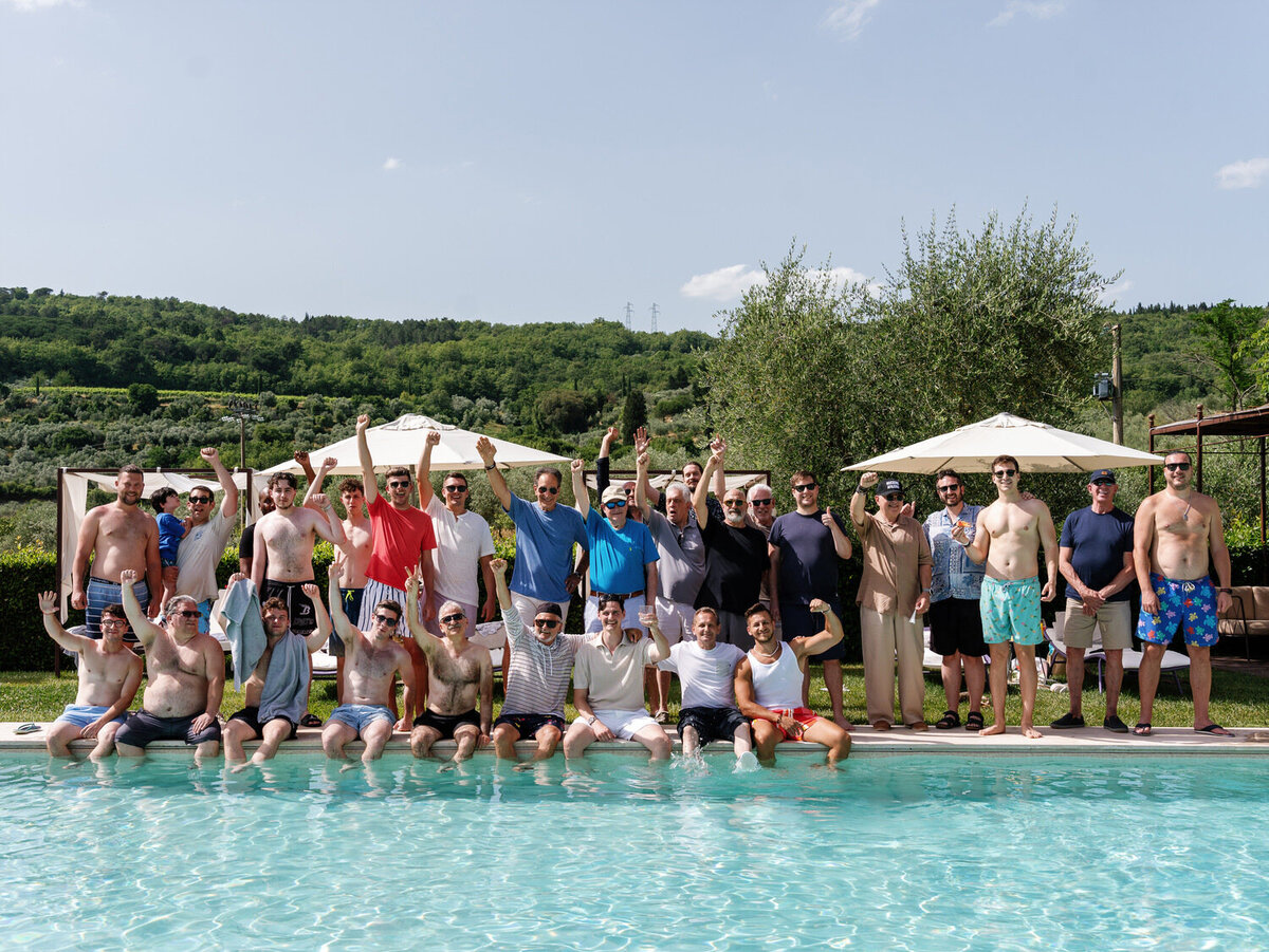 49-Poolside-Celebrations-in-Italy